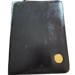 The University Of Alabama Black Leather Zippered Portfolio With Gold Medallion